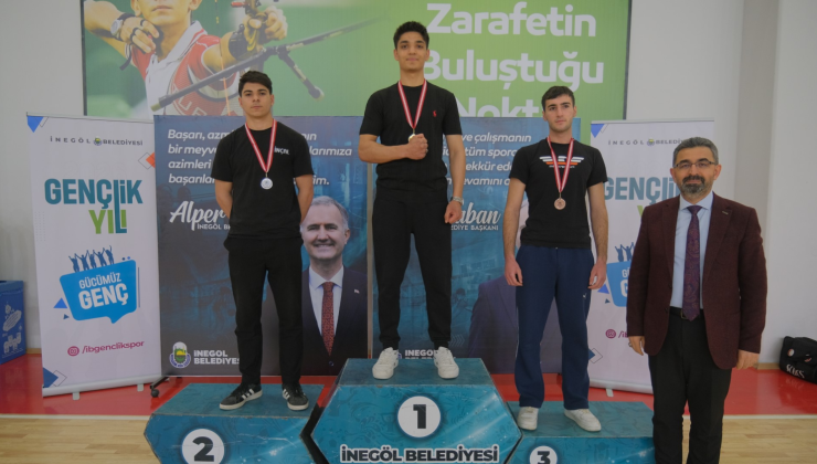 Okullar arası spor heyecanı İnegöl’de sürüyor