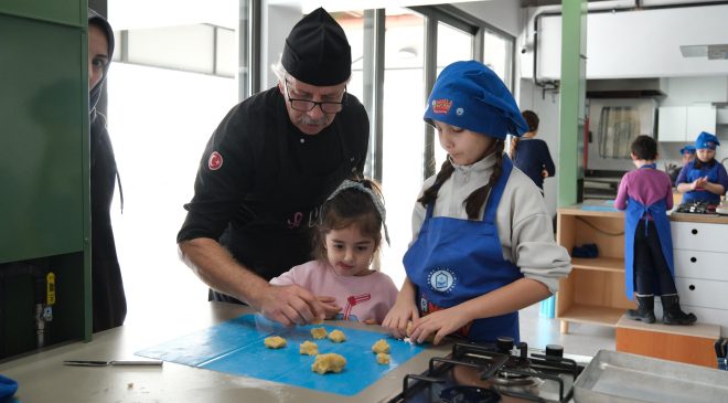 Küçük şefler iftar sofrasını tatlandırdı