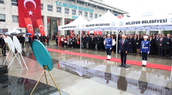 Cumhuriyet Meydanı’nda anlamlı buluşma: Nilüfer 23 Nisan’ı kutladı