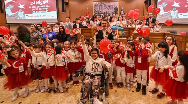 Geleceğin yöneticileri Bursa’da karar aldı