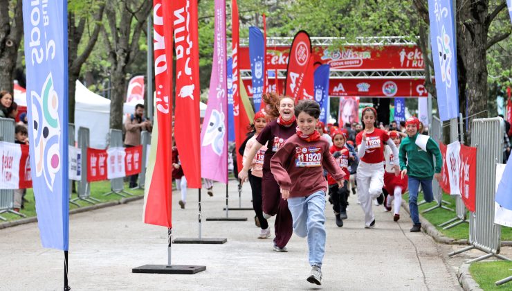 Çocuklar Bursa’da bayramı doyasıya yaşadı