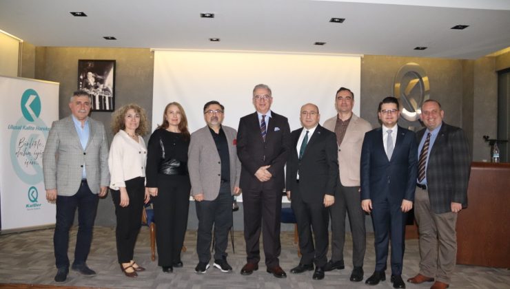 ARSİYAD’ın “Kahve Sohbetleri”nde sağlıkta dönüşüm konuşuldu