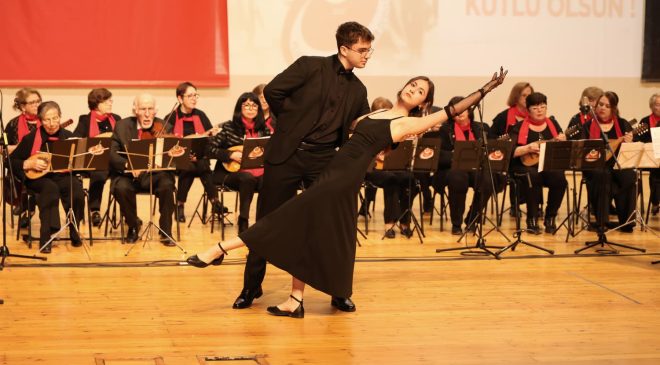 Osmangazi’de anlamlı gece: Aydınlanma Onur Ödülü sahiplerini buldu