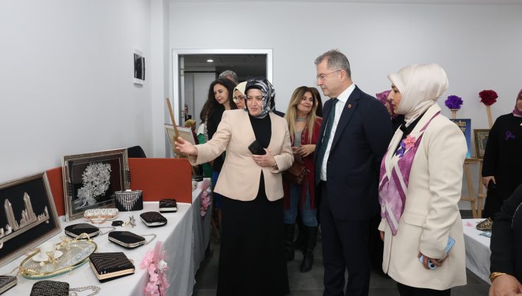 OSMEK kursiyerlerinden el emeği sergisi