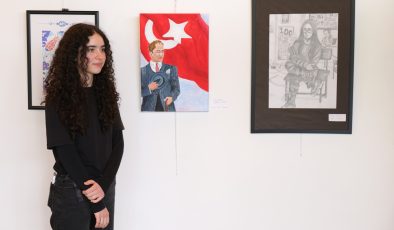 “Atatürk’ün çocukları” eserlerini sergiledi