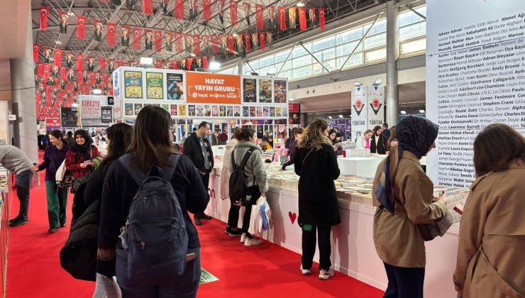 Binlerce okur Bursa Kitap Fuarı’nda buluştu