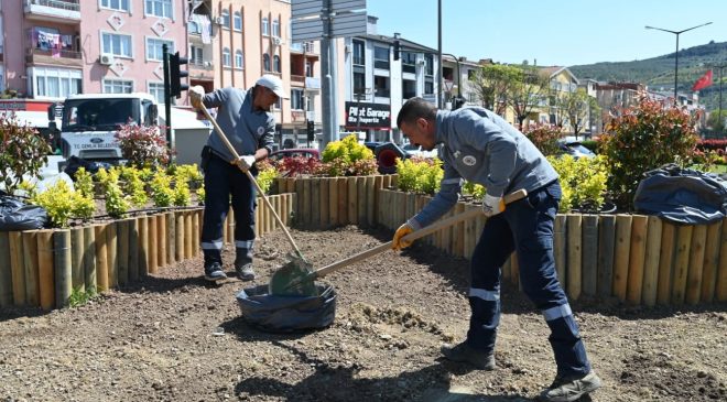 Gemlik’te yeşil alanlar büyüyor