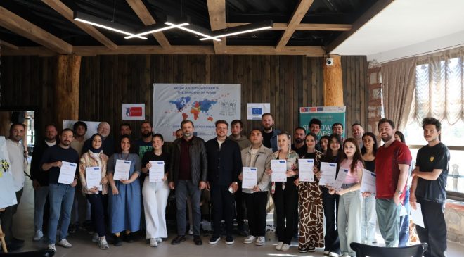 Savaş coğrafyasından gelen gençlere Gürsu’da destek