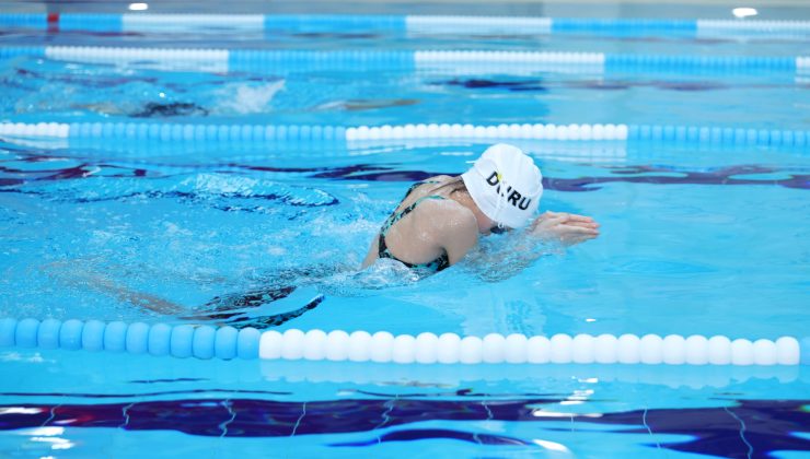 Geleceğin yüzücüleri Osmangazi’de buluştu