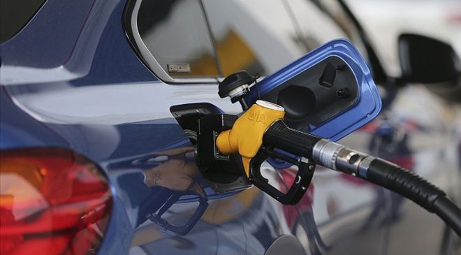 Döviz ve petrol etkisi sürüyor: Akaryakıt fiyatları güncellendi