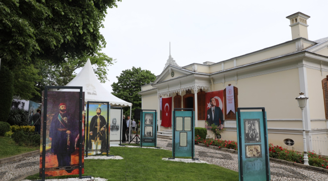 Hünkâr Köşkü’nde tarihi sergi kapılarını açtı