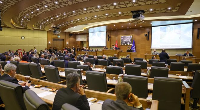 Bursa’da BUSKİ’nin faaliyet raporu meclisten geçti