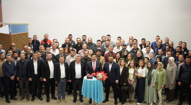 Yenişehir Belediyesi personelinden Başkan Özel’e anlamlı kutlama