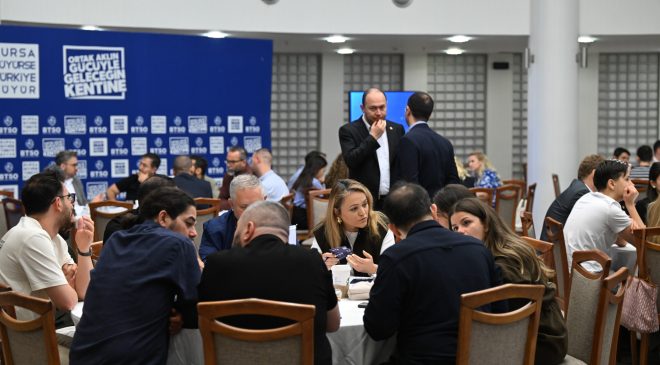 Bursa’da dijital ticaretin geleceği konuşuldu