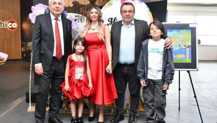 Mina’nın renkli dünyası sanatseverlerle buluştu