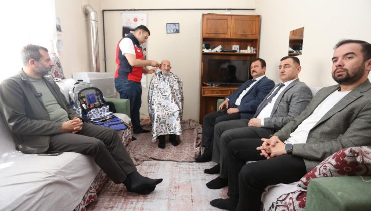 Gürsu’da özel çocuklara anlamlı bayram ziyareti
