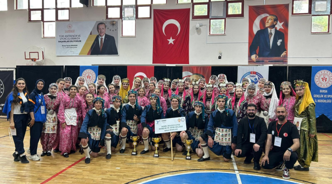İnegöl Belediyesi Halk Dansları’ndan büyük başarı