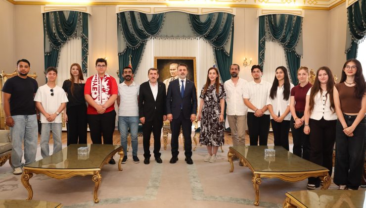 ‘Bizim Çocuklar’ marşının mimarlarına Büyükşehir’den destek sözü