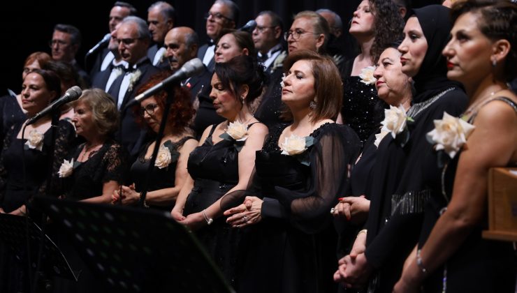 Bursa Kent Konseyi korosundan müzik ziyafeti