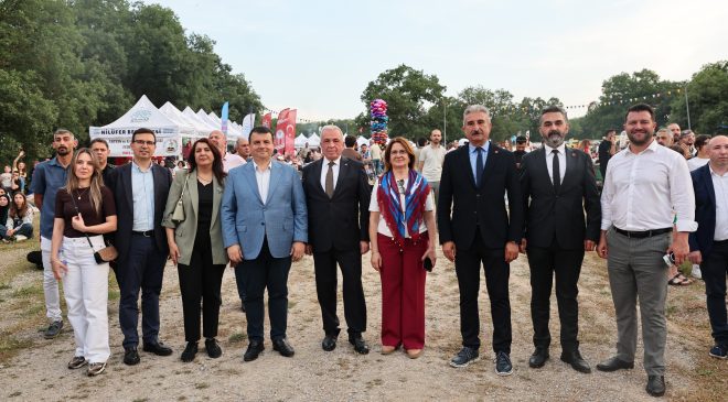Binlerce kişi Karadeniz ezgilerinde buluştu