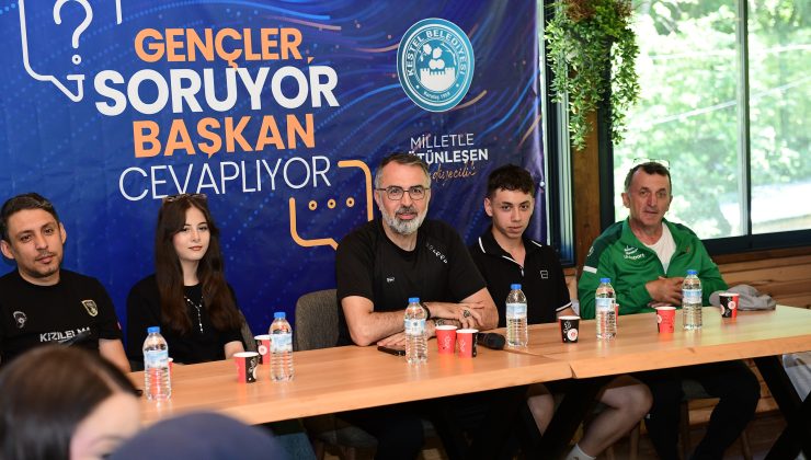 Gençler merak etti, Başkan Erol cevapladı