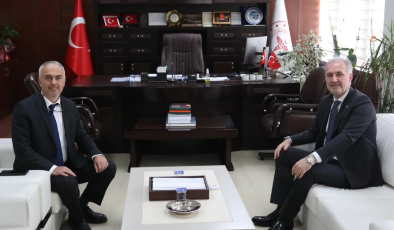 İnegöl’ün sağlık yatırımları İl Sağlık Müdürlüğü’nde masaya yatırıldı