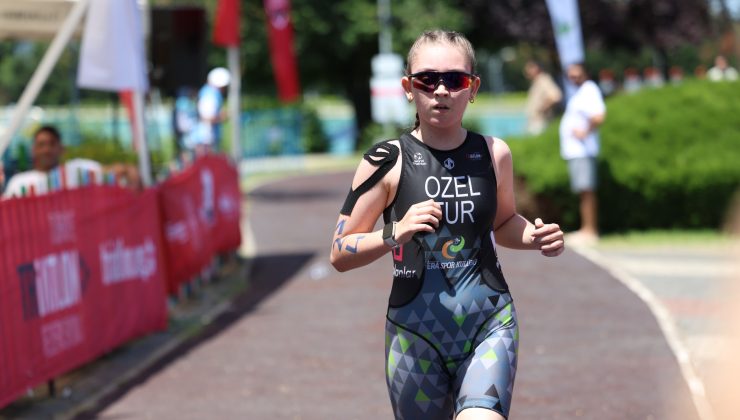 125 sporcu duatlon parkurunda ter döktü