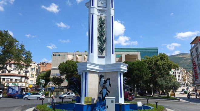 Gemlik’in kalbinde yenileme çalışması
