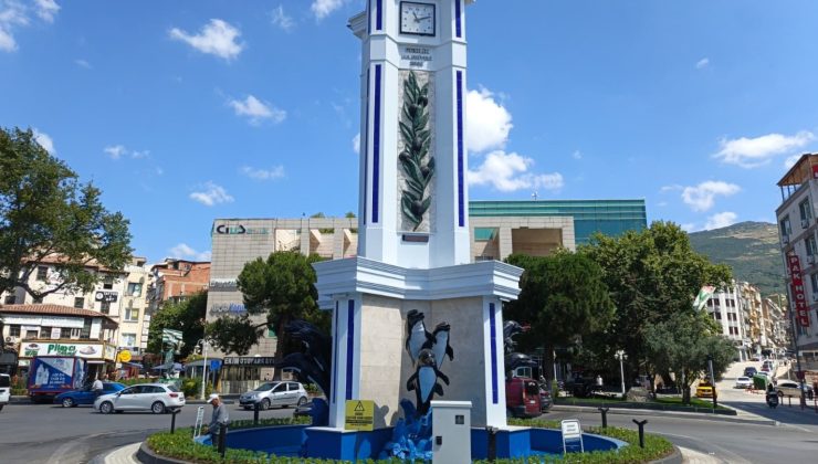 Gemlik’in kalbinde yenileme çalışması