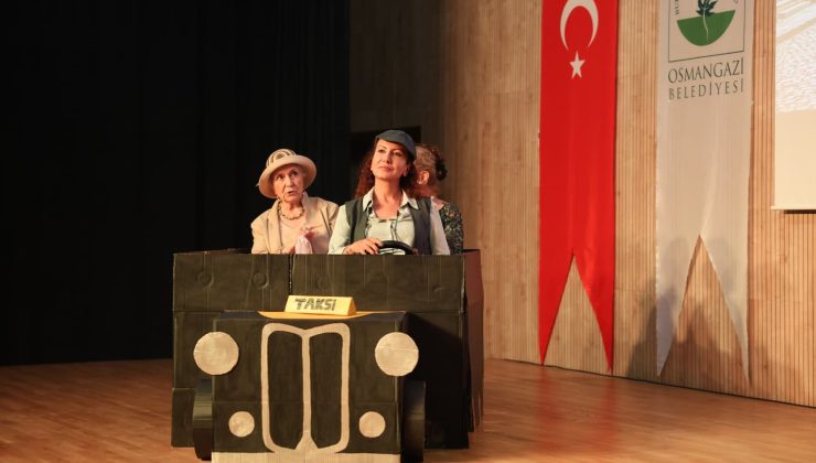 Kadın mücadelesi tiyatro sahnesinde anlatıldı