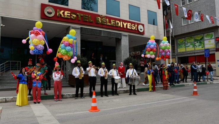 Kestel’de öğrenciler için tatil hediyesi: Karne Şenliği