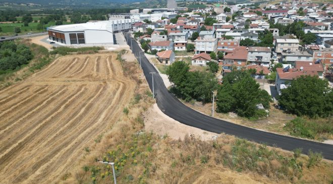 Zambak Caddesi’nde asfalt çalışmaları hız kesmiyor