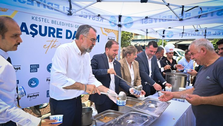 Büyükşehir’den Kestel’de 11 bin kişilik aşure ikramı