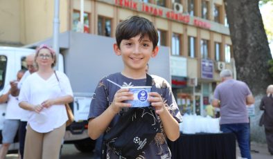 İznik’te Muharrem ayının bereketi paylaşıldı