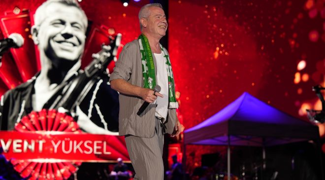 Bursa Kültür Yolu Festivali’nde Levent Yüksel rüzgarı