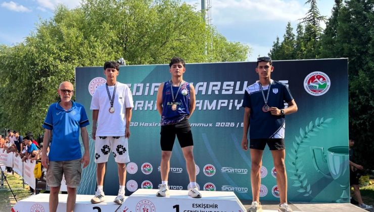 Osmangazi Belediyespor atletizmde zirveye koştu