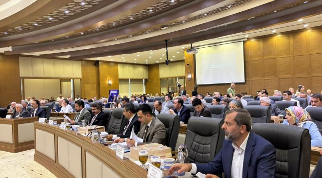 Büyükşehir Meclisi’nde tansiyon yükseldi: CHP Grubu salonu terk etti