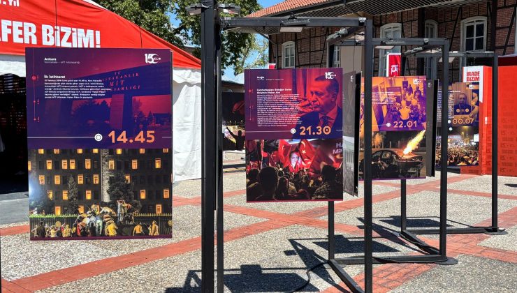 Geceden sabaha demokrasi nöbeti: 10. yıl dönümünde Bursa ayakta
