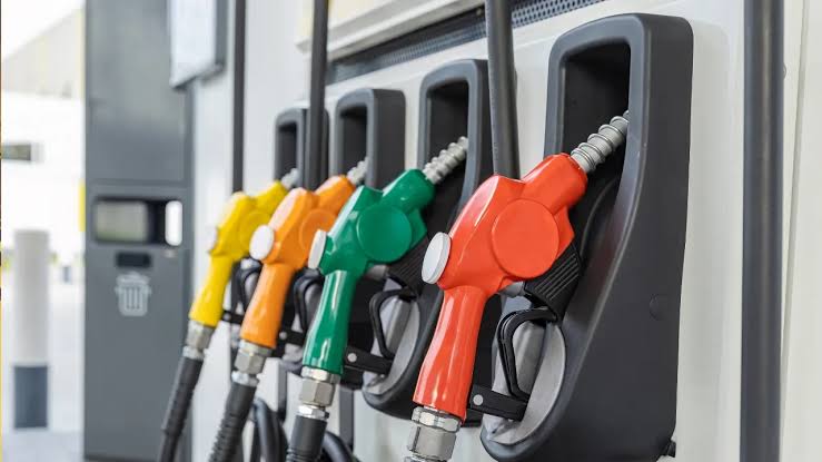 Petrol fiyatlarındaki yükseliş pompaya yansıyor
