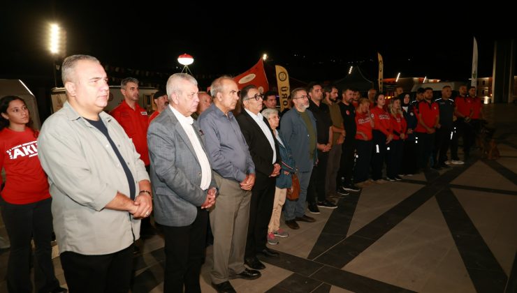 Osmangazi’de deprem şehitleri saygı duruşuyla yad edildi