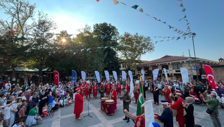 700 yıllık fetih ruhu Bursa sokaklarında yaşatılıyor