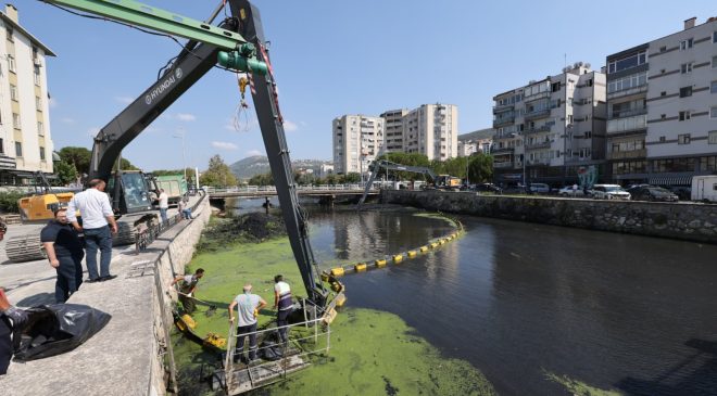Gemlik’in dereleri temizleniyor