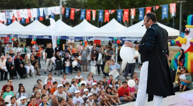 Mustafakemalpaşa’da gün boyu şenlik vardı!