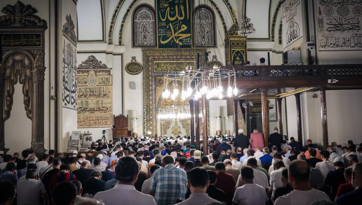 Bursa’da Mevlid Kandili coşkusu 30 camiye yayıldı