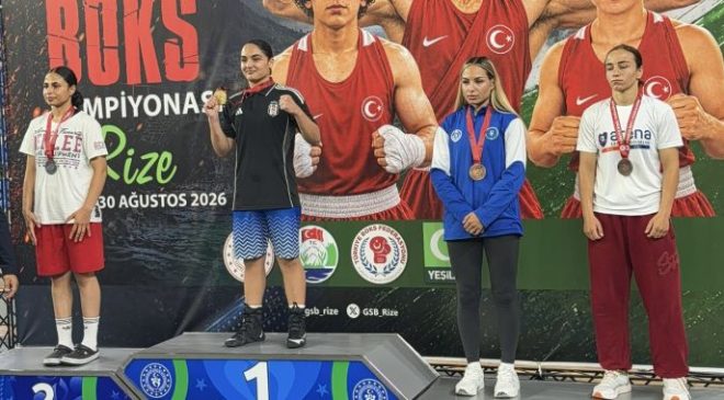 Bursa’nın genç boksörlerinden kürsü başarısı