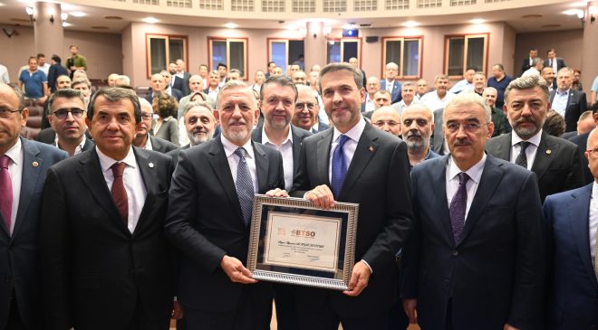 Bakan Bayraktar’dan Bursa’da enerji mesajı