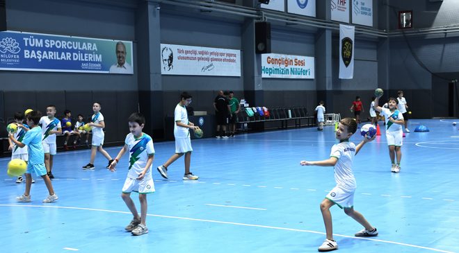 Nilüfer Belediyespor Hentbol Akademisi kapılarını açtı