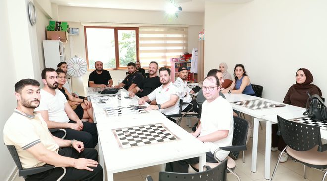 Osmangazi’de AIESEC iş birliğiyle ücretsiz İngilizce Konuşma Kulübü