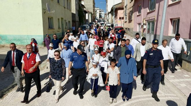 25 çocuk için tarihi sünnet şöleni