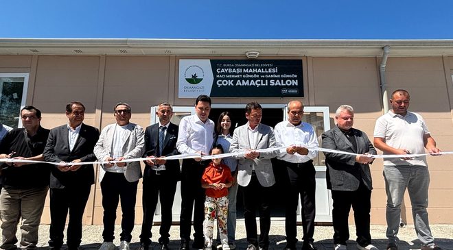 Anne ve babasının adını bu salonda yaşatacak